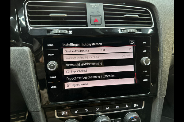 Volkswagen Golf 2.0 TSI GTI Performance Pano|Keyles|DCC|Camera