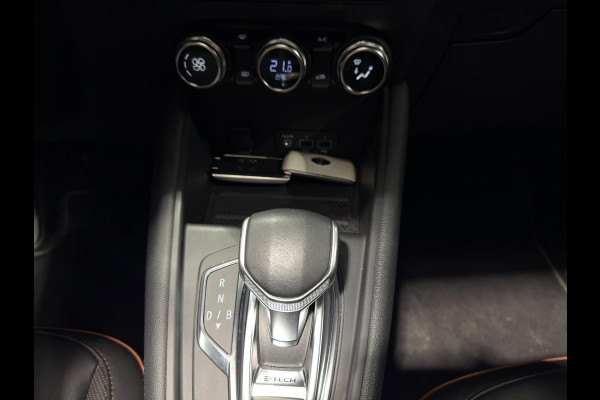 Renault Captur E-TECH Plug-in Hybrid Initiale Panoramadak | Leder | Bose | 360 Camera | Two Tone Dak |