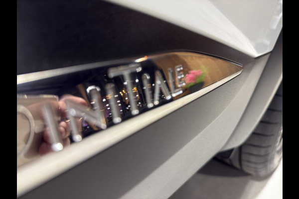 Renault Captur E-TECH Plug-in Hybrid Initiale Panoramadak | Leder | Bose | 360 Camera | Two Tone Dak |