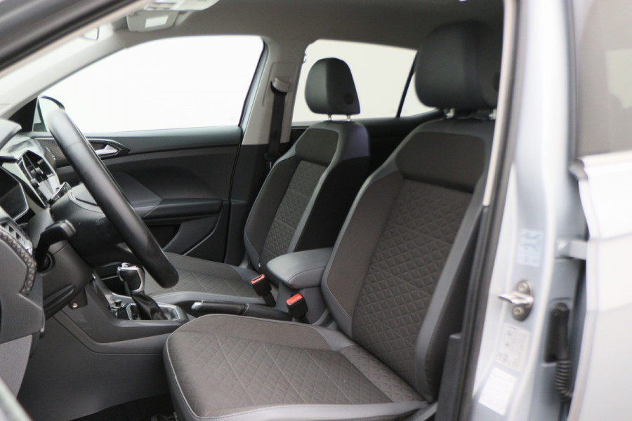 Volkswagen T-Cross 1.0 TSI Style Automaat LED, Virtual Cockpit, Camera, ACC, Climate, Apple CarPlay