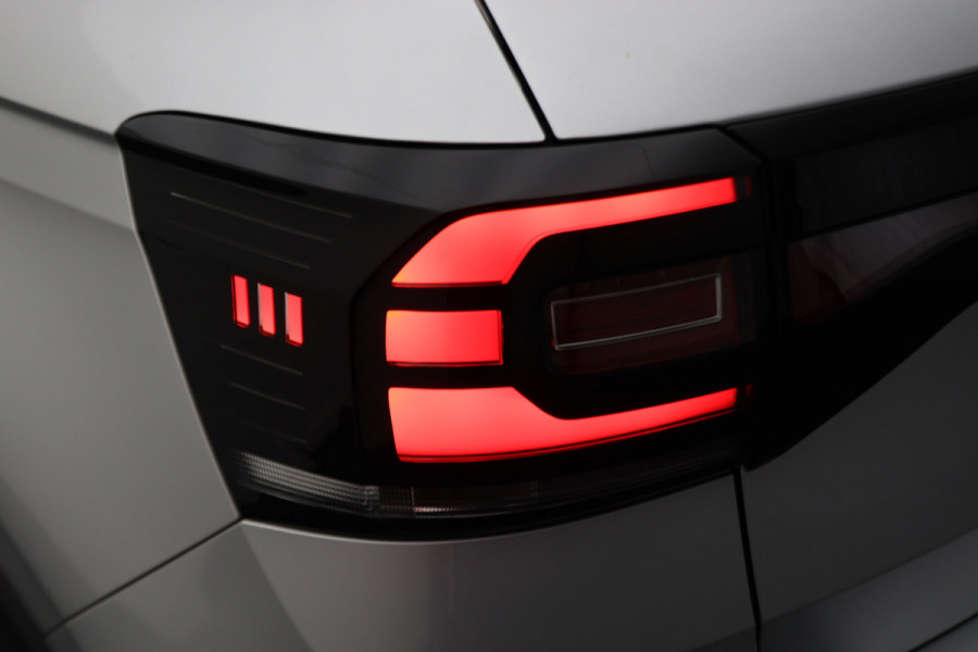 Volkswagen T-Cross 1.0 TSI Style Automaat LED, Virtual Cockpit, Camera, ACC, Climate, Apple CarPlay