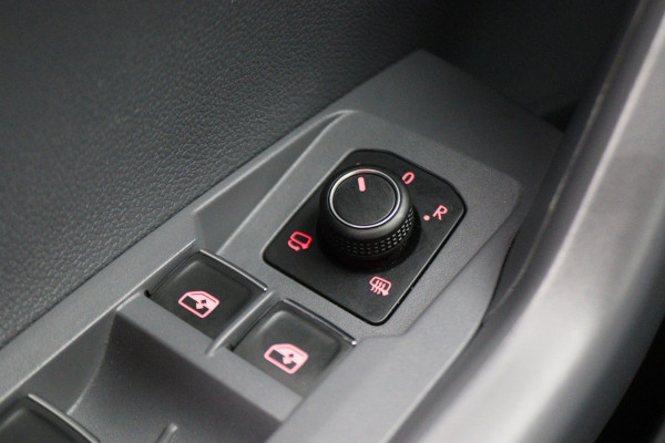 Volkswagen T-Cross 1.0 TSI Style Automaat LED, Virtual Cockpit, Camera, ACC, Climate, Apple CarPlay