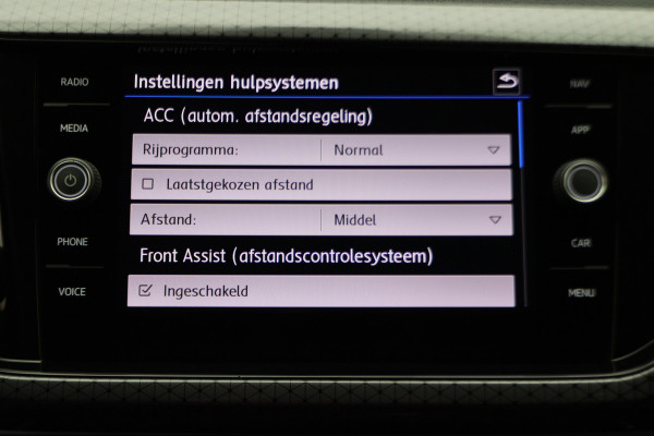 Volkswagen T-Cross 1.0 TSI Style Automaat LED, Virtual Cockpit, Camera, ACC, Climate, Apple CarPlay