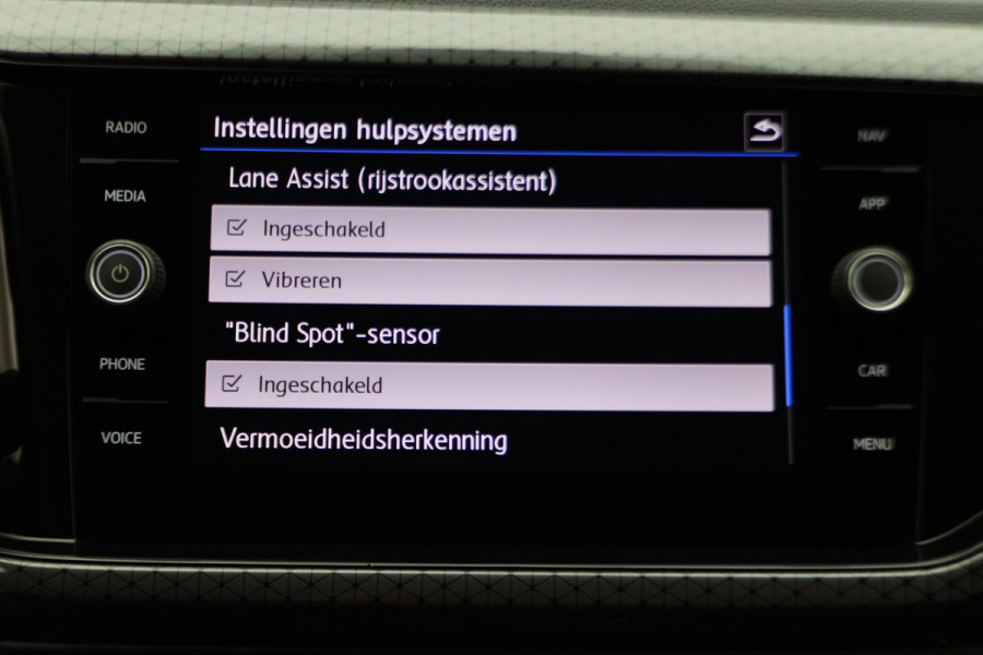 Volkswagen T-Cross 1.0 TSI Style Automaat LED, Virtual Cockpit, Camera, ACC, Climate, Apple CarPlay