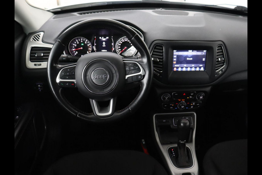 Jeep Compass 1.3T Longitude | Automaat | Trekhaak | Keyless | Carplay | Climate control | Parkeerhulp | Cruise control | DAB | Bluetooth