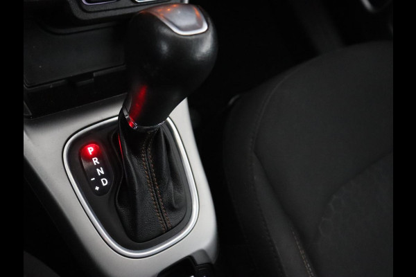 Jeep Compass 1.3T Longitude | Automaat | Trekhaak | Keyless | Carplay | Climate control | Parkeerhulp | Cruise control | DAB | Bluetooth