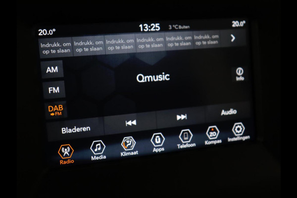 Jeep Compass 1.3T Longitude | Automaat | Trekhaak | Keyless | Carplay | Climate control | Parkeerhulp | Cruise control | DAB | Bluetooth