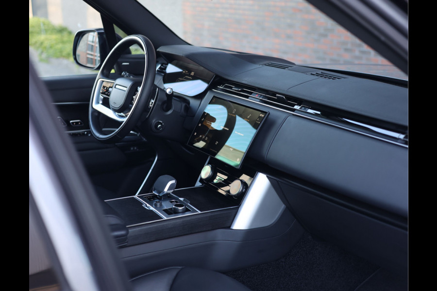Land Rover Range Rover P510e HSE | Pano - Trekhaak - Massage