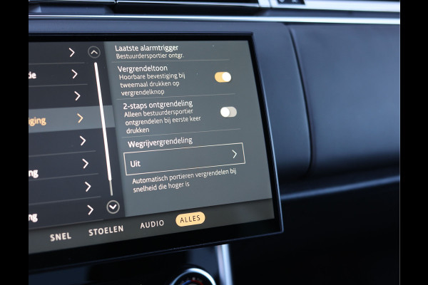 Land Rover Range Rover P510e HSE | Pano - Trekhaak - Massage