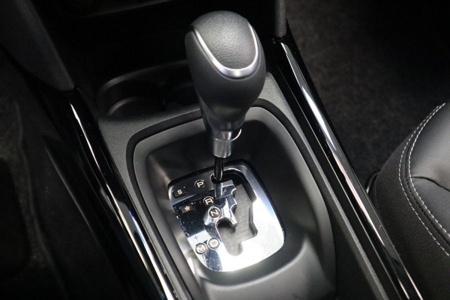 Peugeot 2008 1.2 PureTech Allure Camera PDC Panoramadak Clima