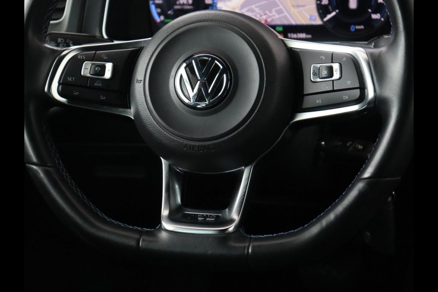 Volkswagen e-Golf E-Golf | Origineel NL | Leder | Stoelverwarming | Warmtepomp | Trekhaak | Camera | Adaptive cruise | DAB | Carplay | Navigatie | Full LED | Park Assist | Virtual Cockpit