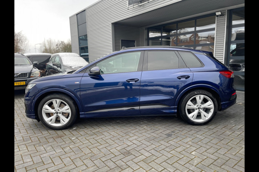 Audi Q4 e-tron 40 Launch edition S Competition 77 kWh 2X S-LINE PANO l MATRIX l CAMERA l ADAPT.CRUISE l ORG.NL l DEALER OND