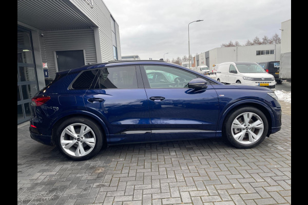 Audi Q4 e-tron 40 Launch edition S Competition 77 kWh 2X S-LINE PANO l MATRIX l CAMERA l ADAPT.CRUISE l ORG.NL l DEALER OND