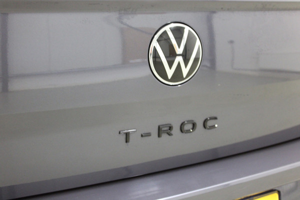 Volkswagen T-Roc Cabrio 1.5 TSI 150PK R-LINE SPORT LEDER/MATRIX-LED/NAVI/CARPLAY/FABRIEKS GARANTIE