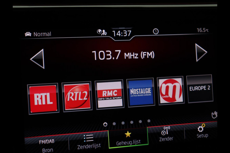 Škoda Superb 1.4 TSI iV Sportline | Stoelverwarming | Alcantara | Adaptive cruise | Camera | Carplay | Matrix LED | Stuurverwarming | Virtual Cockpit | Navigatie | Parkeerhulp | Sportstoelen | Sfeerverlichting | PHEV | Plug In