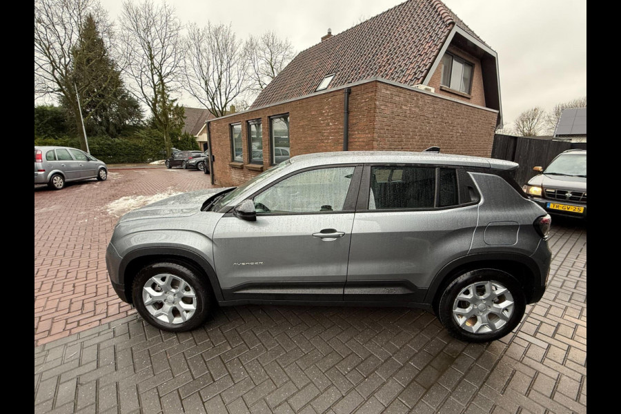 Jeep Avenger 1.2 e-Hybrid Altitude | STOELVERWARMING | ADAPTIEVE CRUISE CONTROL | PARKEERSENSOREN