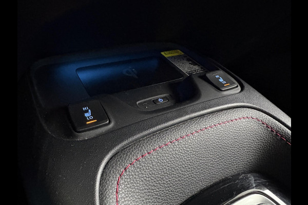 Toyota Corolla Touring Sports 1.8 Hybrid Executive | Trekhaak | Stoelverwarming | Head-up Display | Camera | Full LED |