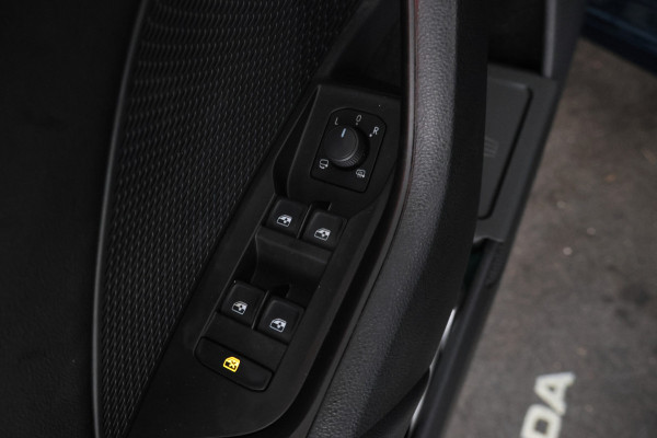 Škoda Octavia Combi 2.0 TDI Greentech Ambition Navigatie, Virtual cockpit, Navigatie