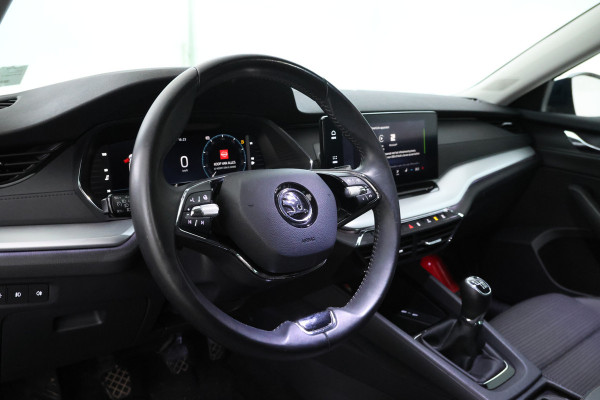Škoda Octavia Combi 2.0 TDI Greentech Ambition Navigatie, Virtual cockpit, Navigatie