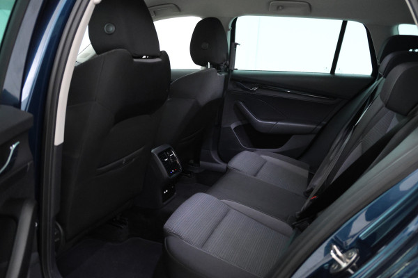 Škoda Octavia Combi 2.0 TDI Greentech Ambition Navigatie, Virtual cockpit, Navigatie