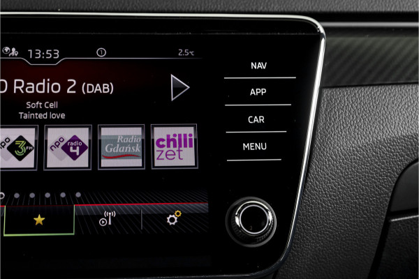 Škoda Superb Combi 1.4 TSI iV Sportline Business | Dig. Cockpit | Cruise | Stoel-+Stuurverw. PDC | Camera | App. Connect | ECC | Elek. Klep | LM 18" | 1944