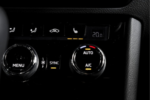 Škoda Superb Combi 1.4 TSI iV Sportline Business | Dig. Cockpit | Cruise | Stoel-+Stuurverw. PDC | Camera | App. Connect | ECC | Elek. Klep | LM 18" | 1944