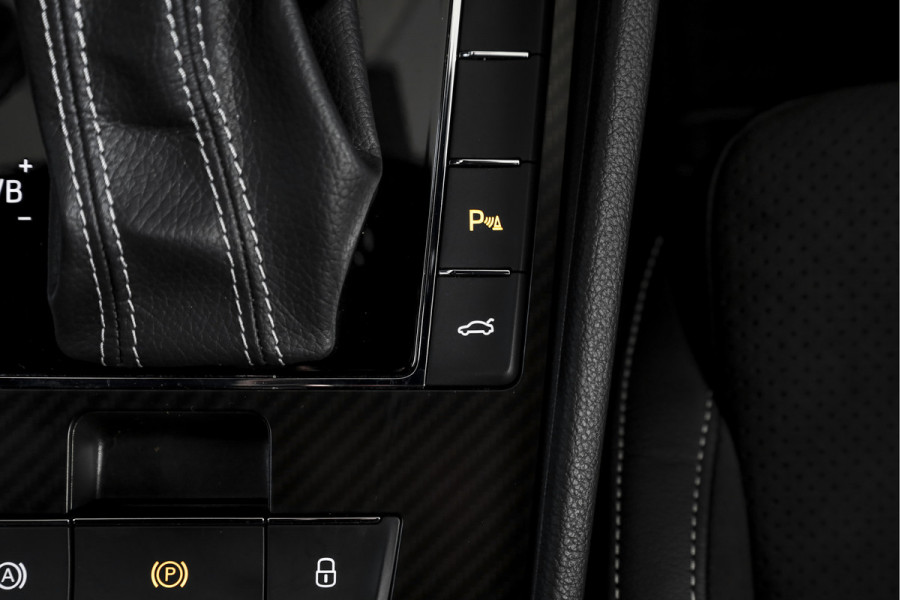 Škoda Superb Combi 1.4 TSI iV Sportline Business | Dig. Cockpit | Cruise | Stoel-+Stuurverw. PDC | Camera | App. Connect | ECC | Elek. Klep | LM 18" | 1944