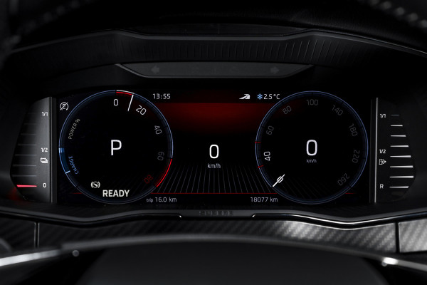 Škoda Superb Combi 1.4 TSI iV Sportline Business | Dig. Cockpit | Cruise | Stoel-+Stuurverw. PDC | Camera | App. Connect | ECC | Elek. Klep | LM 18" | 1944