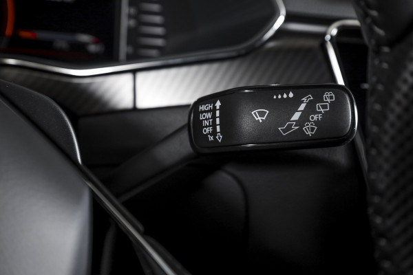 Škoda Superb Combi 1.4 TSI iV Sportline Business | Dig. Cockpit | Cruise | Stoel-+Stuurverw. PDC | Camera | App. Connect | ECC | Elek. Klep | LM 18" | 1944