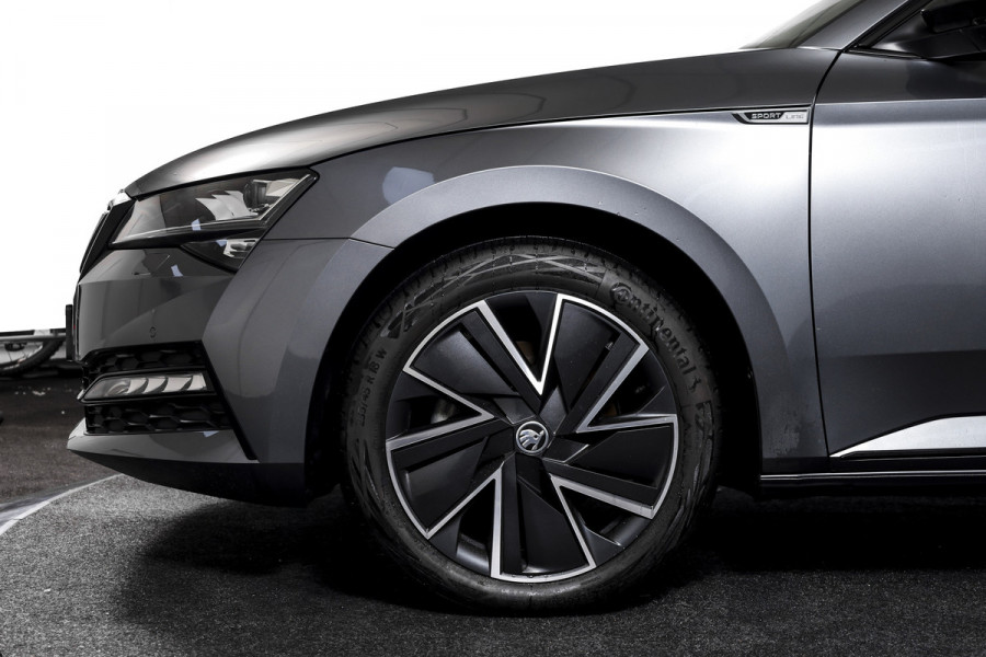 Škoda Superb Combi 1.4 TSI iV Sportline Business | Dig. Cockpit | Cruise | Stoel-+Stuurverw. PDC | Camera | App. Connect | ECC | Elek. Klep | LM 18" | 1944