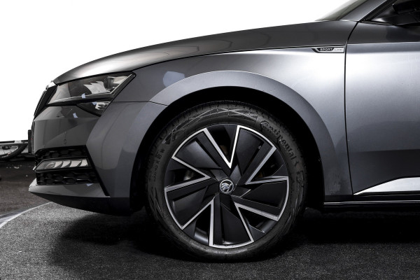 Škoda Superb Combi 1.4 TSI iV Sportline Business | Dig. Cockpit | Cruise | Stoel-+Stuurverw. PDC | Camera | App. Connect | ECC | Elek. Klep | LM 18" | 1944
