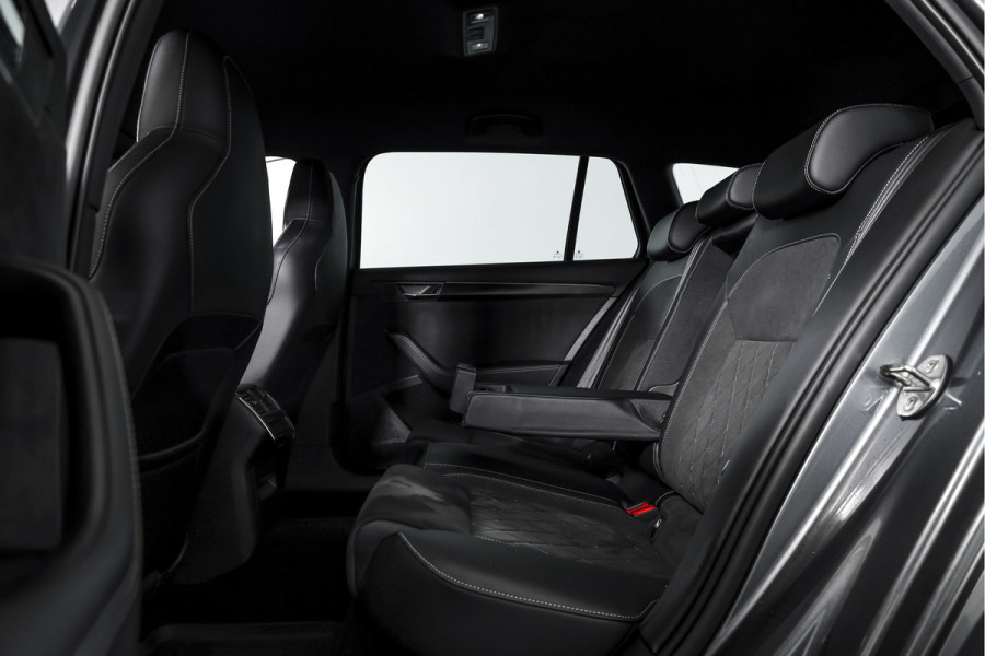 Škoda Superb Combi 1.4 TSI iV Sportline Business | Dig. Cockpit | Cruise | Stoel-+Stuurverw. PDC | Camera | App. Connect | ECC | Elek. Klep | LM 18" | 1944