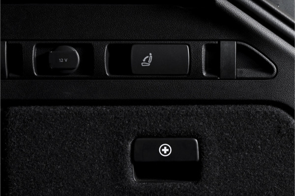 Škoda Superb Combi 1.4 TSI iV Sportline Business | Dig. Cockpit | Cruise | Stoel-+Stuurverw. PDC | Camera | App. Connect | ECC | Elek. Klep | LM 18" | 1944