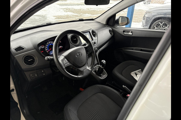Hyundai i10 1.0i Premium | Stoelverwarming | Cruise Control | Parkeersensoren | Navigatie & Carplay |
