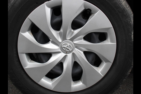 Toyota Yaris Cross 1.5 Hybrid Active Climate control Cruise control Parkeersensoren achter Achteruitrij camera Apple Carplay/ Android Auto