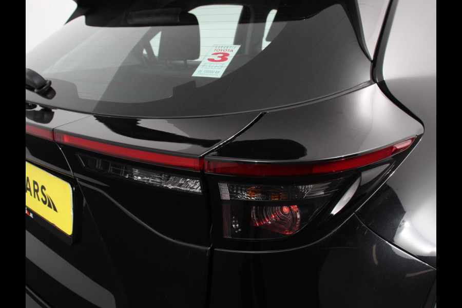 Toyota Yaris Cross 1.5 Hybrid Active Climate control Cruise control Parkeersensoren achter Achteruitrij camera Apple Carplay/ Android Auto