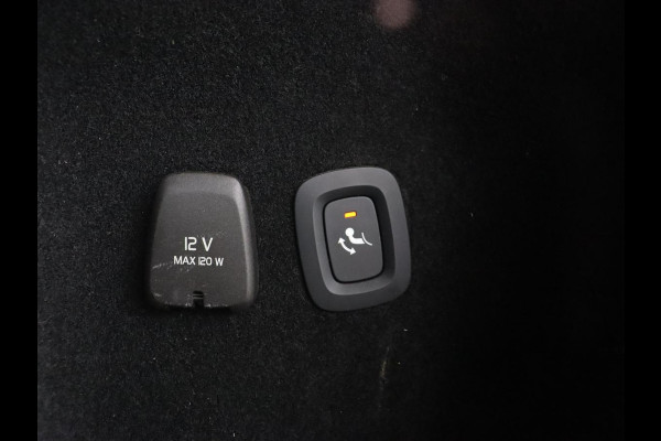 Volvo V60 2.0 T6 Plug-in hybrid AWD | Panoramadak | Trekhaak | Camera | Harman/Kardon | Leder | Stoel & Stuurverwarming