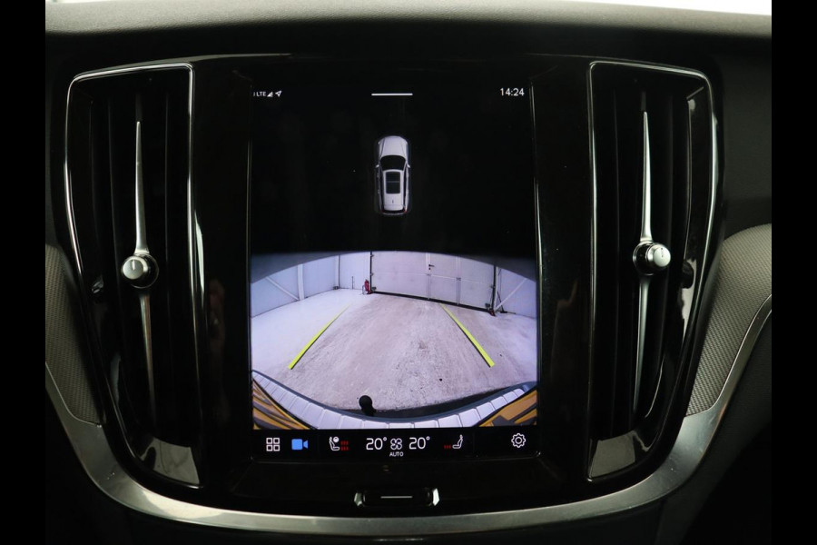 Volvo V60 2.0 T6 Plug-in hybrid AWD | Panoramadak | Trekhaak | Camera | Harman/Kardon | Leder | Stoel & Stuurverwarming