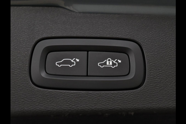 Volvo V60 2.0 T6 Plug-in hybrid AWD | Panoramadak | Trekhaak | Camera | Harman/Kardon | Leder | Stoel & Stuurverwarming