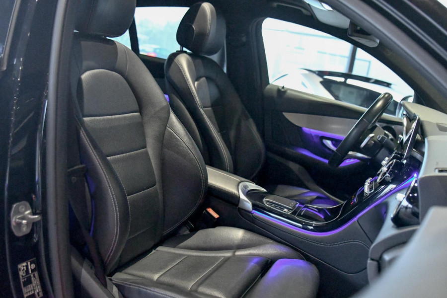 Mercedes-Benz GLC Coupé 200 4MATIC AMG. Pano, Distro+, 360, Leder, 20'', CarPlay, Sfeer!