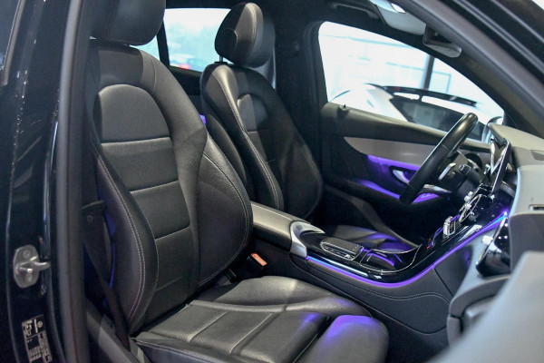 Mercedes-Benz GLC Coupé 200 4MATIC AMG. Pano, Distro+, 360, Leder, 20'', CarPlay, Sfeer!