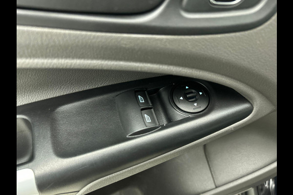 Ford Transit Connect 1.5 EcoBlue Aut. L2 Trend Automaat Navigatie Airco Cruise Control Parkeersensoren Camera 3 Zits