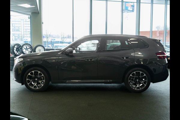 BMW X3 30e xDrive M-Sport - Pano - Trekhaak - ACC - Memoryzetel