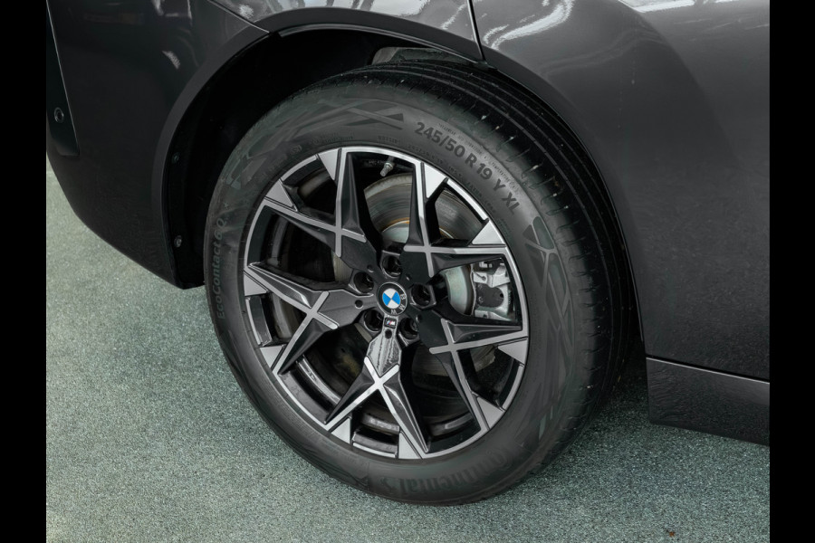 BMW X3 30e xDrive M-Sport - Pano - Trekhaak - ACC - Memoryzetel