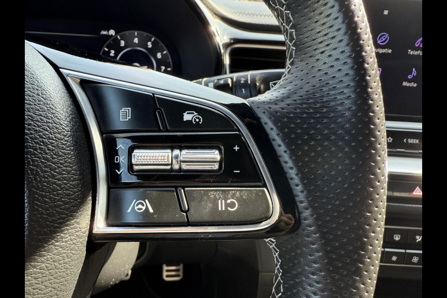 Kia Ceed 1.5 T-GDi GT-Line | ACHTERUITRIJCAMERA | NAVIGATIE SYSTEEM | CLIMATE CONTROL | AFNEEMBARE TREKHAAK |