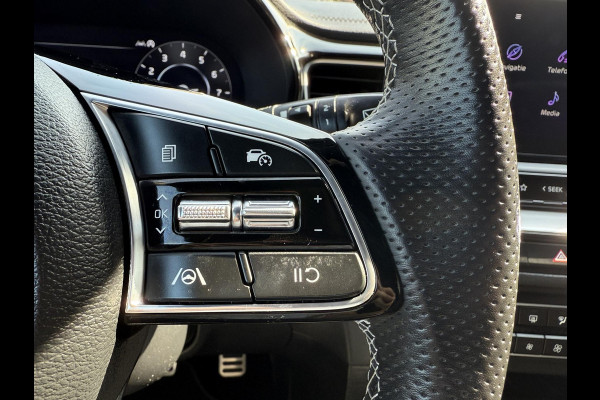 Kia Ceed 1.5 T-GDi GT-Line | ACHTERUITRIJCAMERA | NAVIGATIE SYSTEEM | CLIMATE CONTROL | AFNEEMBARE TREKHAAK |