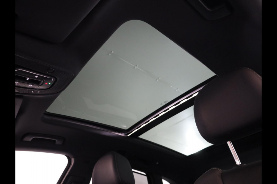 Audi Q5 50 TFSI e S-line Competition 299pk |  Panoramadak  | Wegklapbare trekhaak | B&O Audio | Parkeercamera | Adaptieve cruise contole | Verwarmbare voorstoelen