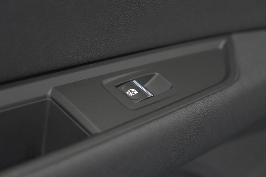 Renault Austral 1.2 E-Tech Full Hybrid 200 Techno | Nieuw Model | Pack Winter | Adaptieve Cruise Control | Camera