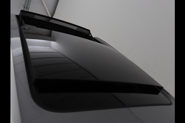 Volkswagen Passat 1.5 TSI R Line | Panoramadak | Nappaleder | Stoelverwarming | Massage | Memory | Camera | Matrix LED | Carplay | Navigatie | Keyless | Virtual Cockpit