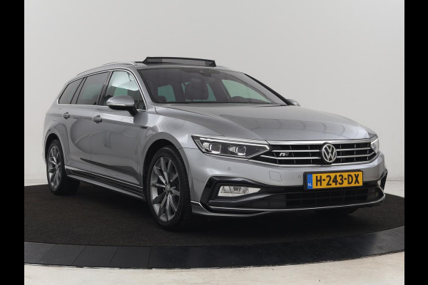 Volkswagen Passat 1.5 TSI R Line | Panoramadak | Nappaleder | Stoelverwarming | Massage | Memory | Camera | Matrix LED | Carplay | Navigatie | Keyless | Virtual Cockpit